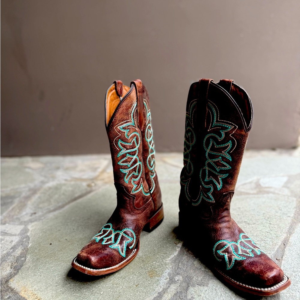 Brown Cowboy Boots with Turquoise Embroidery